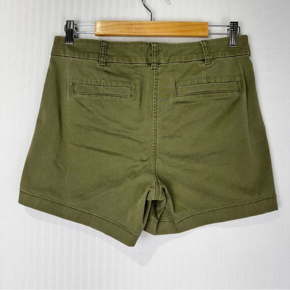 J. Crew Classic Cotton Chino Shorts Olive Green Women’s Size 8 Zip-Fly Pockets - Picture 2 of 4